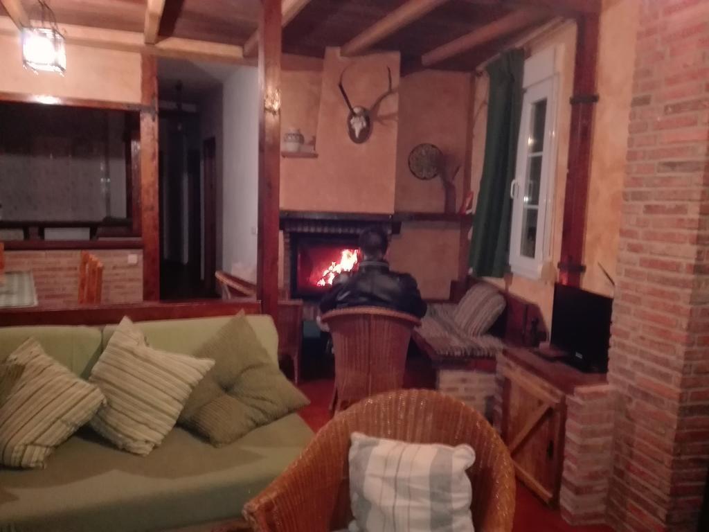 Casas Azahar-Alucema Guest House Zahara De La Sierra Ngoại thất bức ảnh